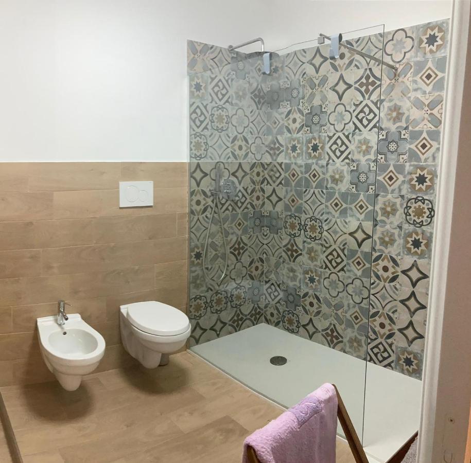 Wanderlust House Otel Bari Dış mekan fotoğraf