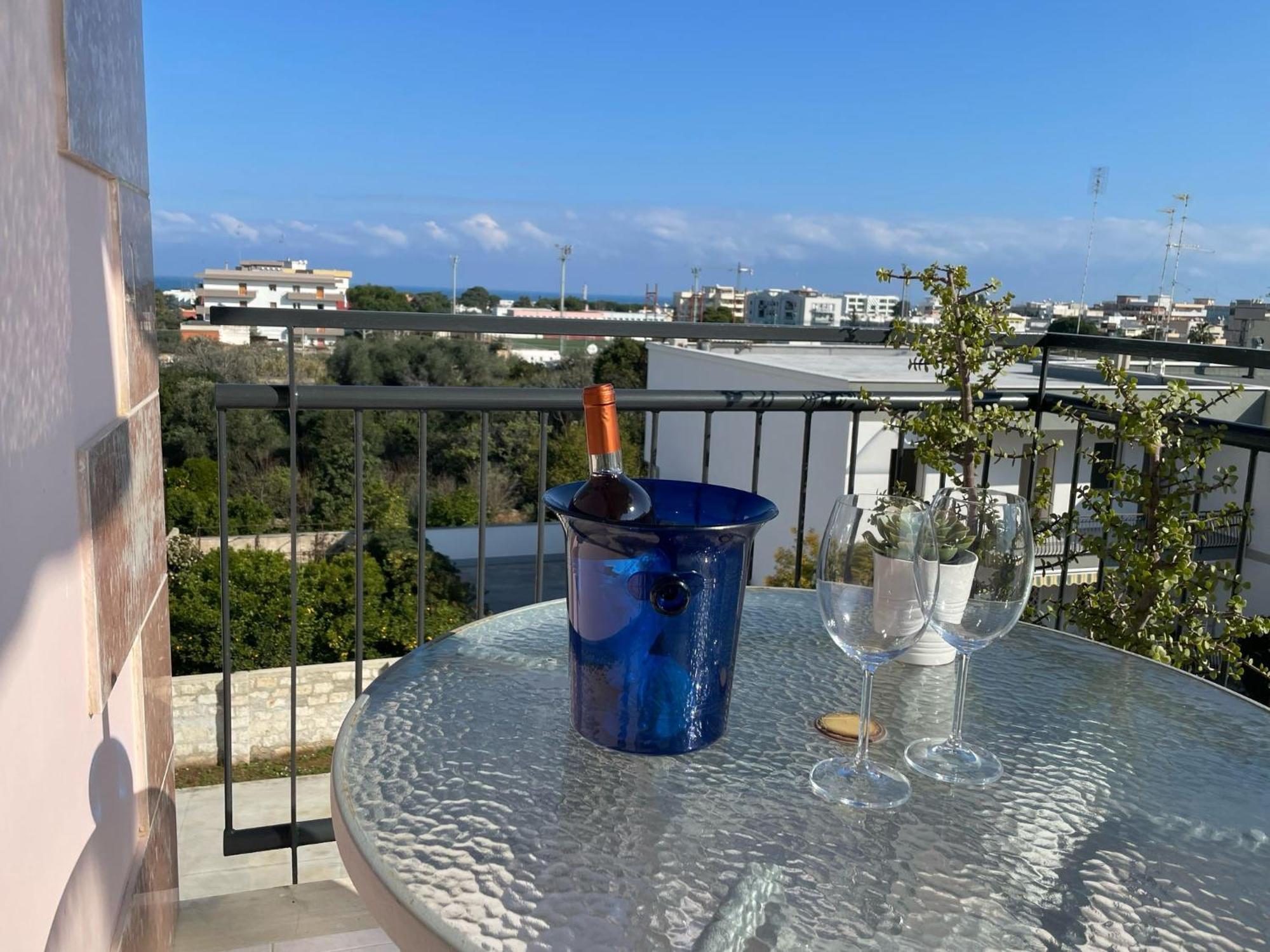 Wanderlust House Otel Bari Dış mekan fotoğraf